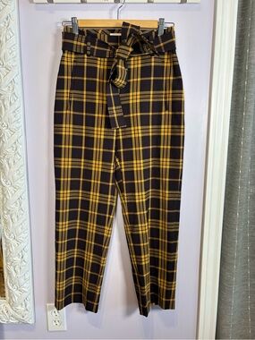 Aritzia Wilfred Yellow and Black Plaid Paperbag-Waist Chinos With Belt